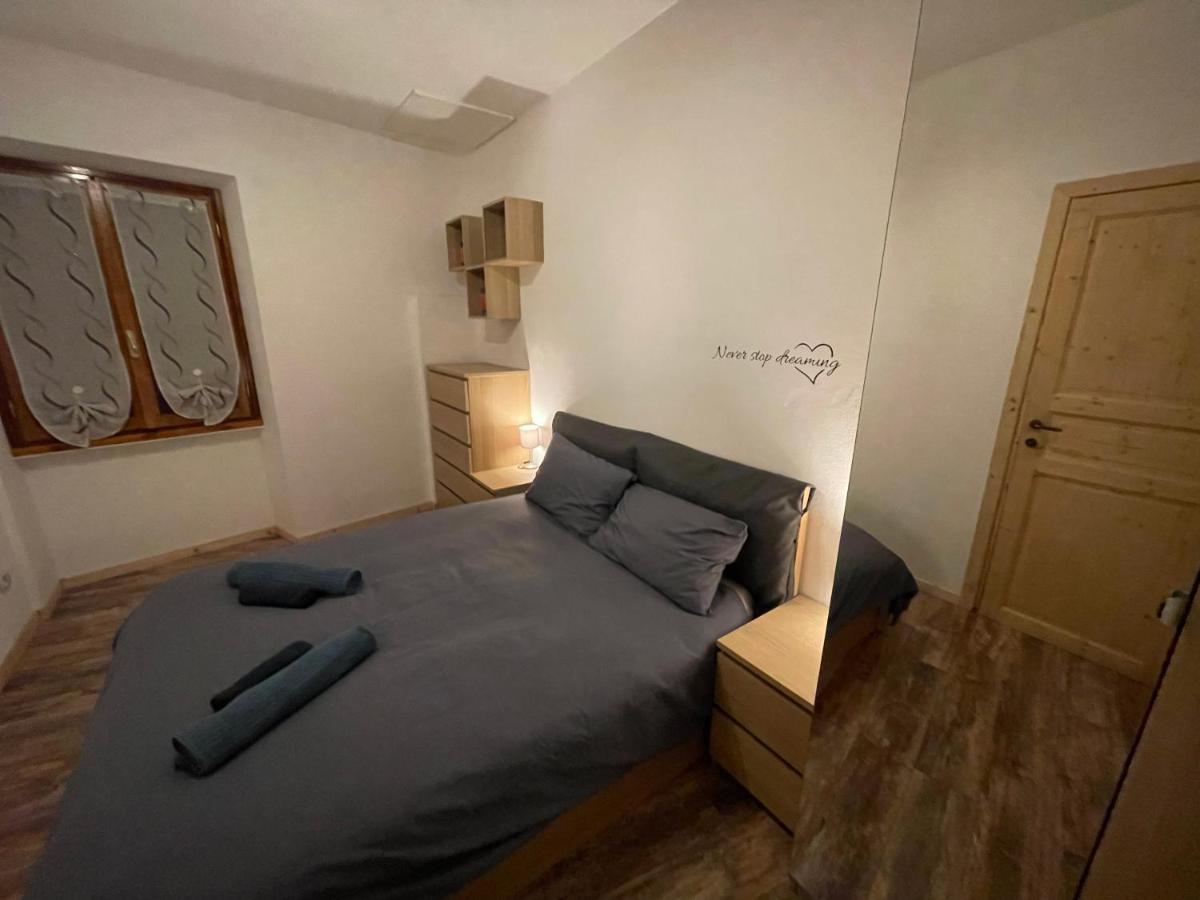Breakaway Dream Holiday House Lägenhet San Felice del Benaco Exteriör bild